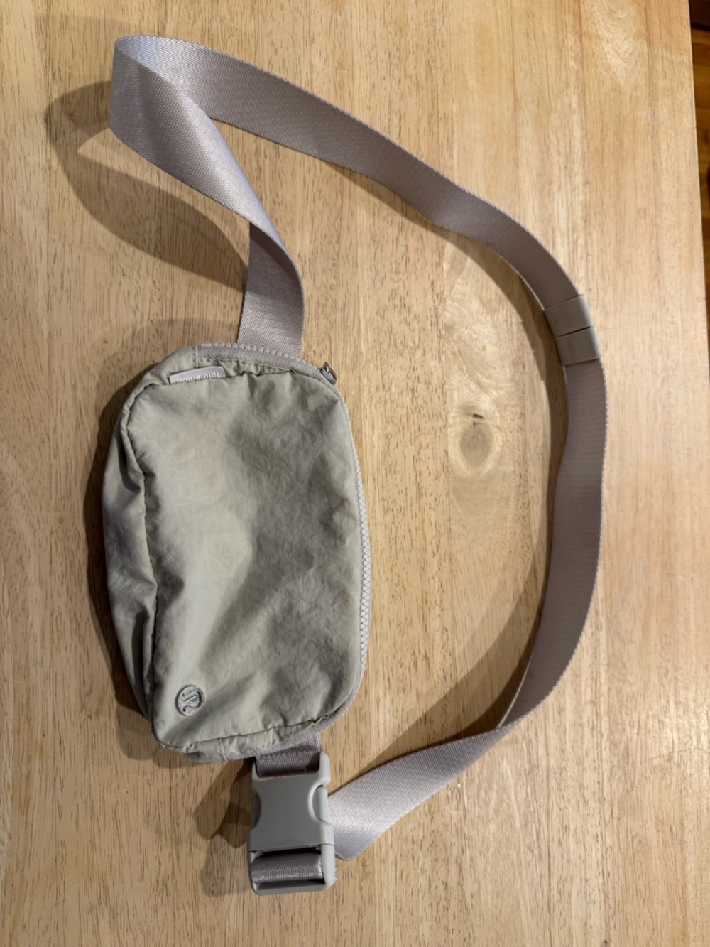 Unisex Crossbody Sling Bag in Light Gray lululemon